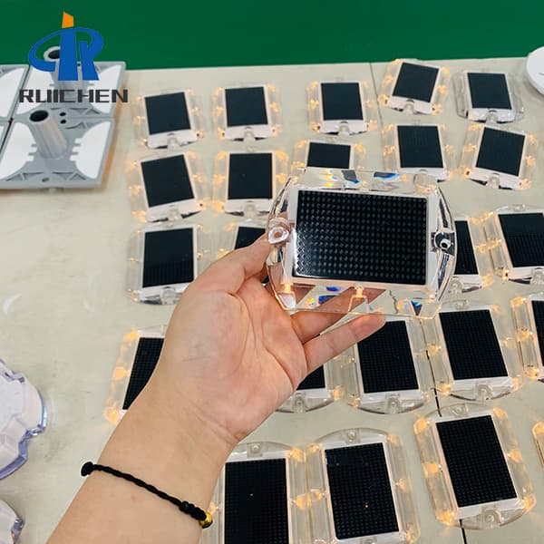 Double Side Solar Stud Light For Parking Lot In Japan